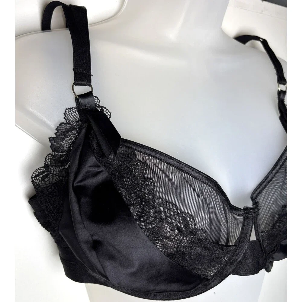 Torrid Curves size 1 Underwire Bra Lace Embroidered Sheer Floral black Sexy Lace